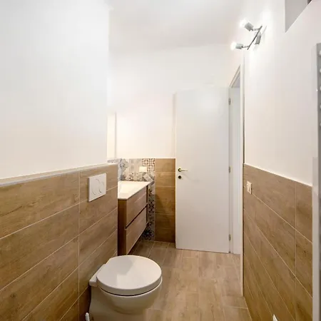 Capitan Romeo Apartmán *
